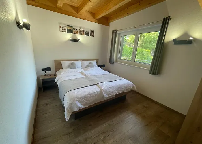 Montis Apartmán See